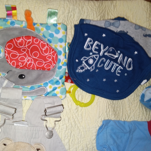 Baby Boy Bundle of clothes! NB, 0-3 mos. Variety of pieces, 24 pcs total. - Picture 2 of 10